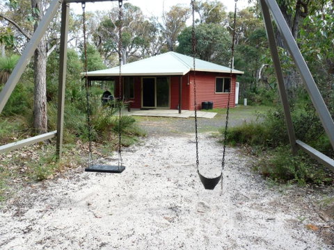 Wrenwood Chalets - Accommodation Rockhampton 0