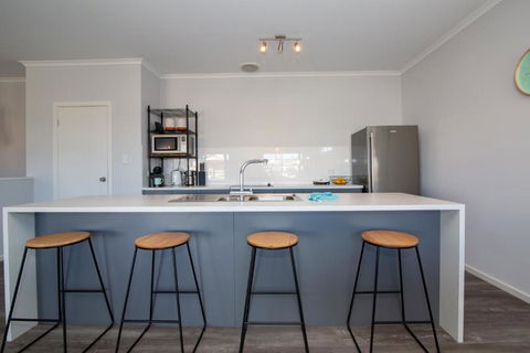 Xanadu - Aldinga Beach - C21 SouthCoast Holidays - Accommodation Rockhampton 2
