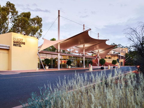 Desert Gardens Hotel - Accommodation Rockhampton 0