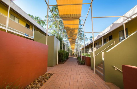 Emu Walk Apartments - Accommodation Rockhampton 0