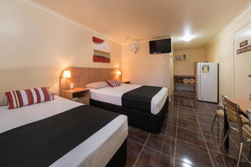 Winter Sun Motel with Accommodation Rockhampton