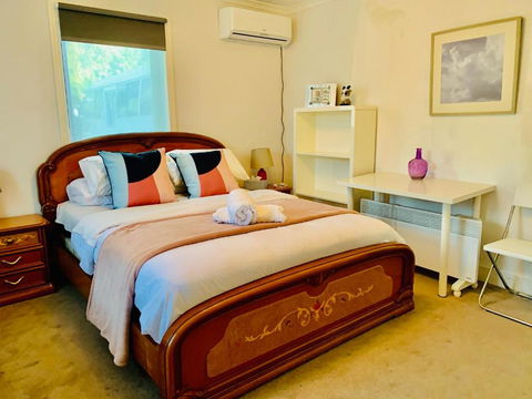 Yes Home - Accommodation Rockhampton 2