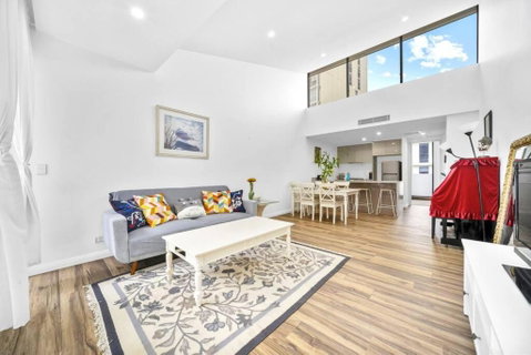 Zetland Gem 2Bed Apt With Pool & Gym Access - Accommodation Rockhampton 1