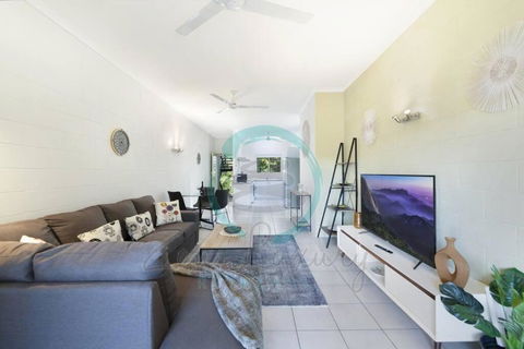 ZEN Westralia: 2-BR Cozy Inner-City Apt Near Shops - Accommodation Rockhampton 0