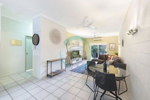 ZEN Westralia: 2-BR Cozy Inner-City Apt Near Shops - Accommodation Rockhampton 3
