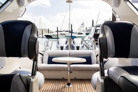 Premium Private Charter - Accommodation Rockhampton 4