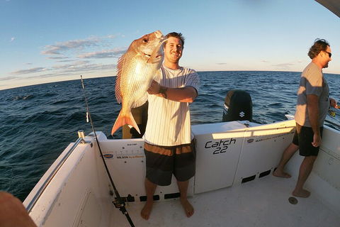 3/4 Day 7 Hour Offshore Fishing Charter - Accommodation Rockhampton 3