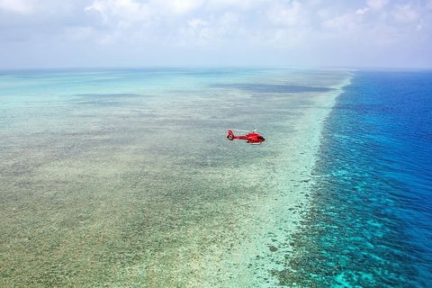 Great Barrier Reef 30-Minute Scenic Helicopter Tour From Cairns - Accommodation Rockhampton 5