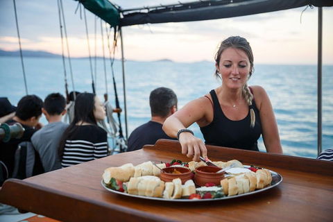 Fly & Sail Package (With Providence) - Accommodation Rockhampton 0