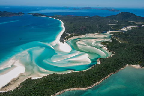 Fly & Sail Package (With Providence) - Accommodation Rockhampton 5