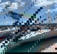 2-Night Whitsundays Sailing Cruise incl. Whitehaven Beach  Great Barrier Reef - Accommodation Rockhampton