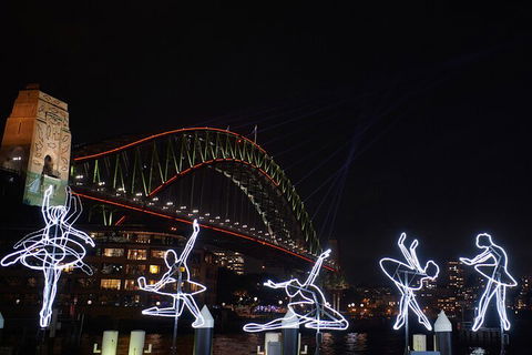 Vivid 90-Minute Sydney Harbour Intimate Catamaran Cruise With Canapes - Accommodation Rockhampton 3