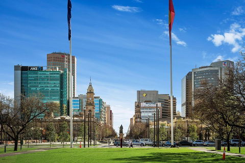 Adelaide Highlights, Hahndorf & McLaren Vale Wine Tasting And Sightseeing Tour - Accommodation Rockhampton 1