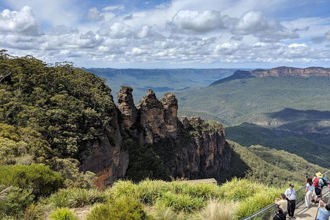 Blue Mountains Private Tour - Wild Kangaroos, Waterfalls And The Three Sisters - Accommodation Rockhampton 0