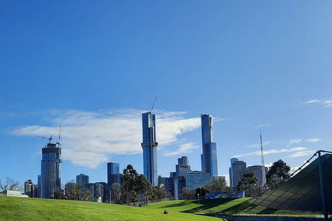 Guided Walking Tour Of Melbourne Yarra River - Accommodation Rockhampton 2