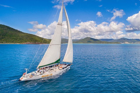 2-Night Whitsundays Sailing Cruise Incl. Whitehaven Beach & Great Barrier Reef - Accommodation Rockhampton 3