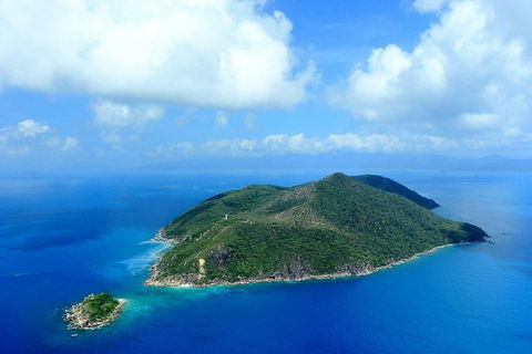 The Whitsunday Express Scenic Flight - 25 Minutes - Accommodation Rockhampton 3