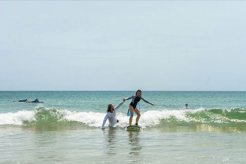 Private Beginners Surf Lessons, Noosa World Surf Reserve - Accommodation Rockhampton 0