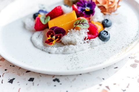 Deluxe Dinner Package By Luke Nguyen At Botanic House - Accommodation Rockhampton 3