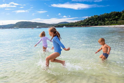 Whitehaven Beach And Daydream Island Cruise - Accommodation Rockhampton 3