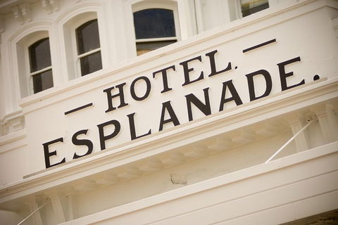 Live Music Melbourne Bus Tour - Accommodation Rockhampton 0
